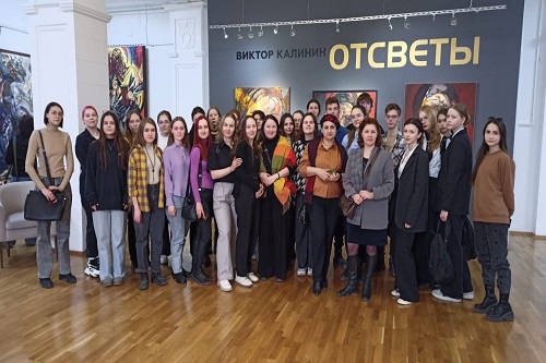 Студенты кафедры Искусств встретились с Заслуженным художником РФ Виктором Калининым