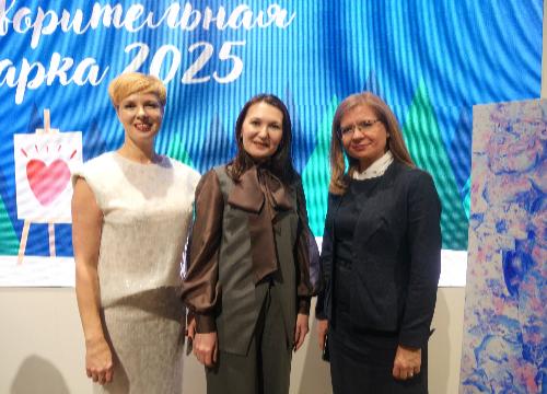 Благотворительная ярмарка НГУАДИ: третий год доброй традиции