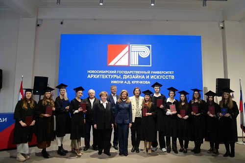 Торжественное вручение дипломов магистрам дизайнерам и музеологам!